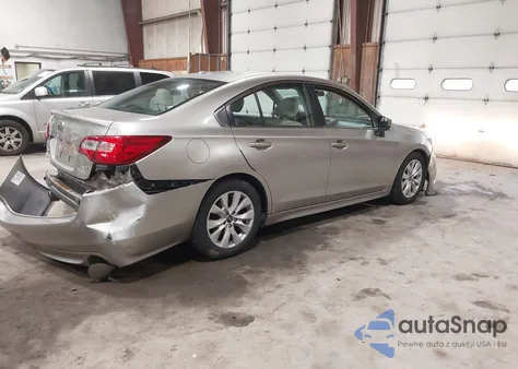 2015 Subaru Legacy 2.5I Premium z USA, uszkodzony, nr VIN 4S3BNAC61F3057640